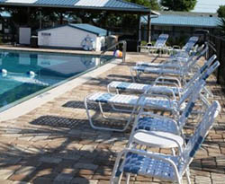 Chairs & loungers Poolside